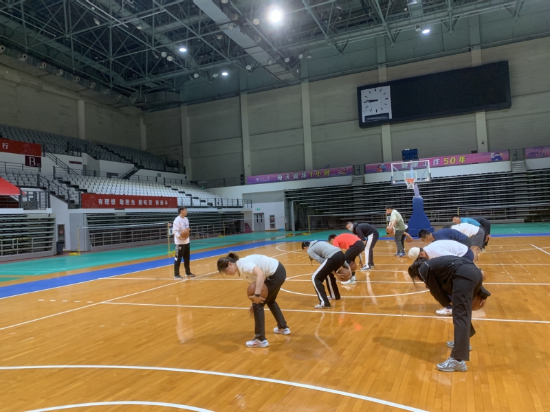凌晨4点欧冠超级对决！阿隆索命运之战：输球或下课 8人缺席
